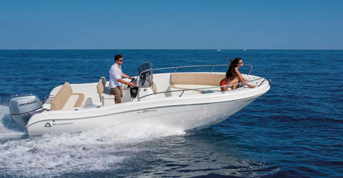 Rental of the Allegra All21open Motorboat on the Amalfi Coast