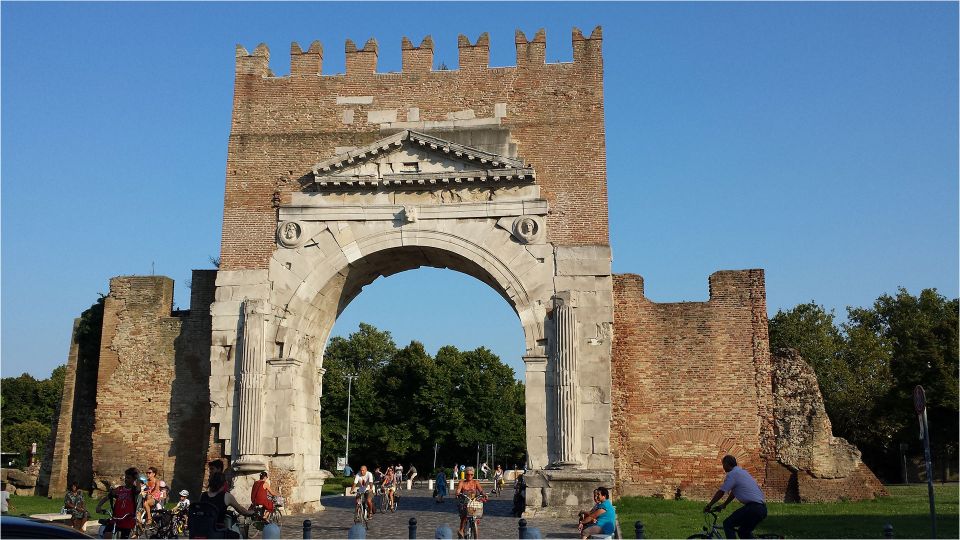 Rimini: 6-Hour Guided Roman E-Bike Tour & Marecchia Valley