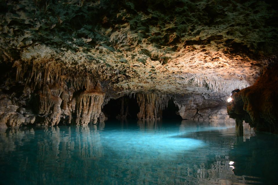 Riviera Maya: Rio Secreto Guided Tour