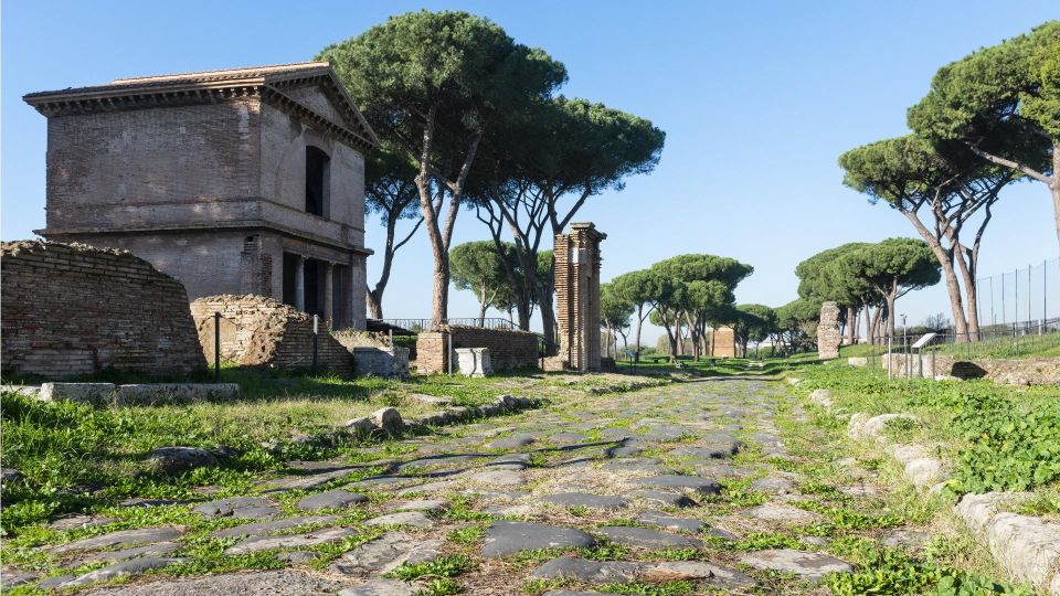 Roman Countryside, Food and Wine Tasting in Castel Gandolfo