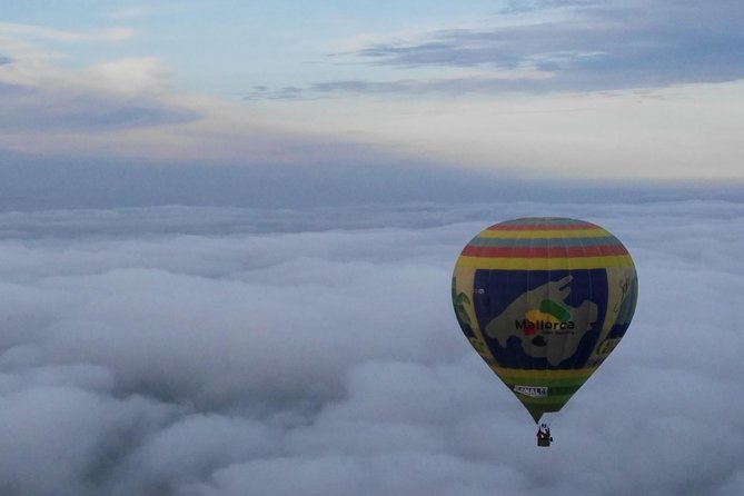 Romantic Sunrise Balloon Tour in Majorca