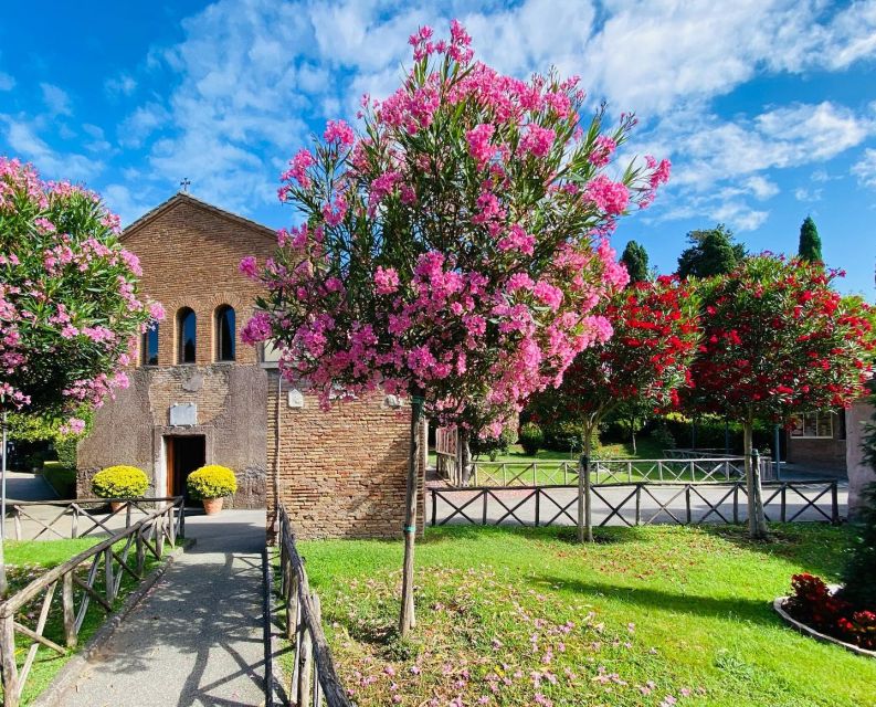 Rome: Catacombs Tour With Private Transfer and Tickets (3h)