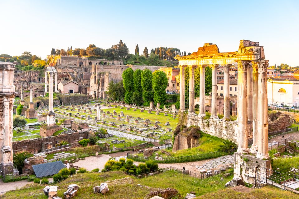 Rome: Colosseum and Vatican Museum Small-Group Tour