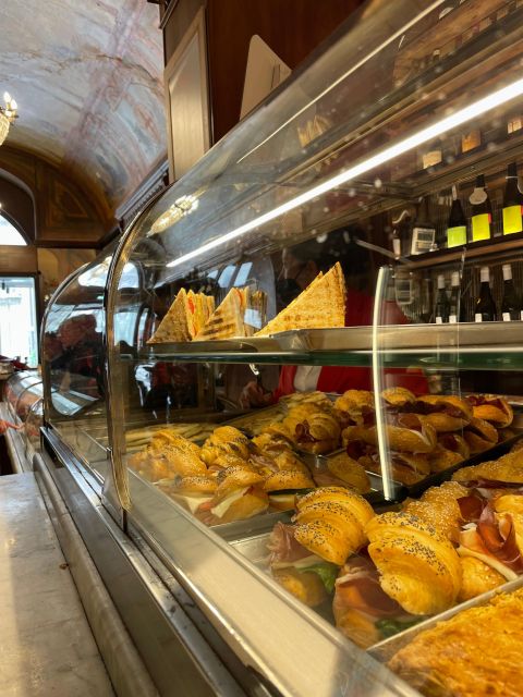 Rome Food Tour: Tastes & Legends of Rome