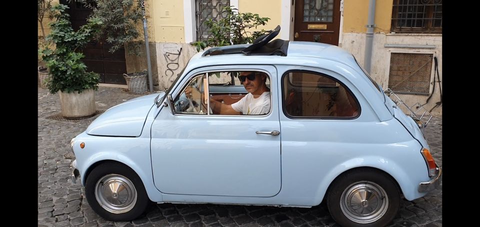 Rome: Full-Day Classic Fiat 500 Rental