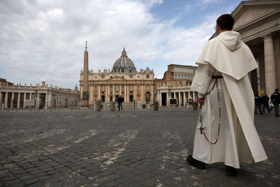 Rome: Private 3-Hour Tour by Chauffeur-Driven Vehicle