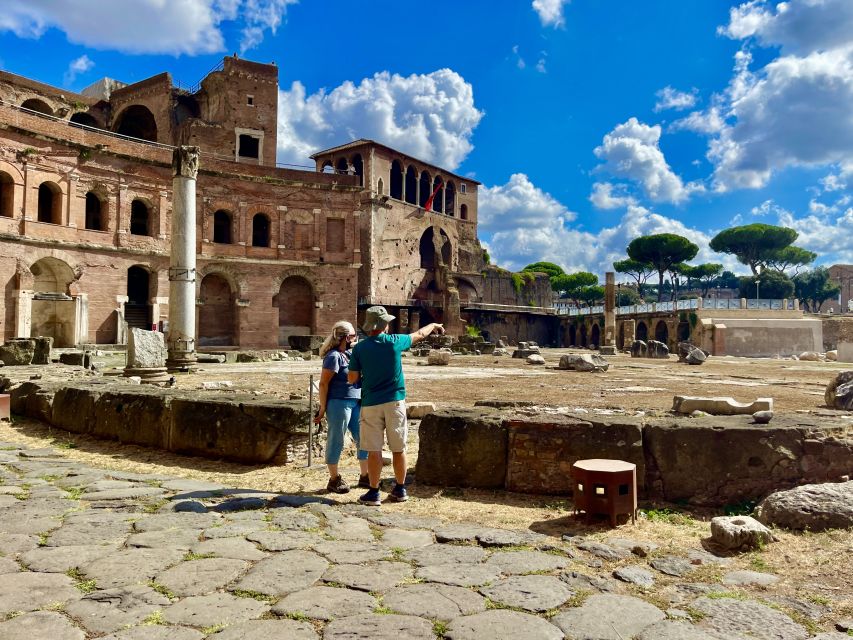 Rome: Trajans Markets, Column, and Forum Private Tour