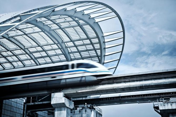 Round-trip Transfer by High-Speed Maglev Train: Shanghai Pudong International Airport