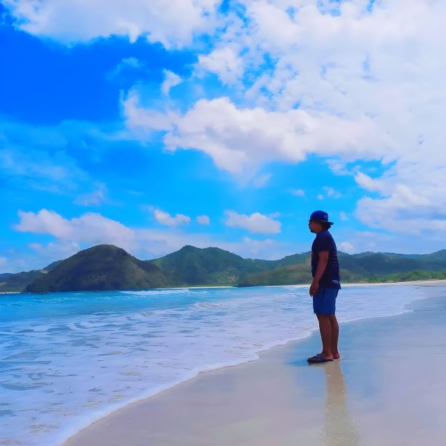 Sade Village, Kuta Lombok, and South Coasts: Private Tour