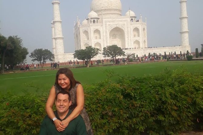 Same Day Taj Mahal Tour From Delhi