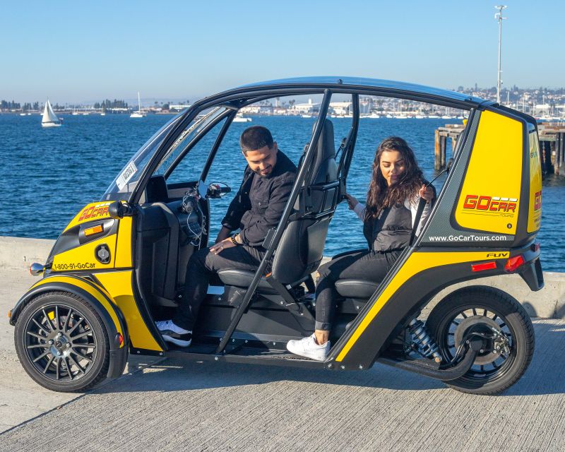 San Diego: Point Loma Electric GoCar Rental Tour