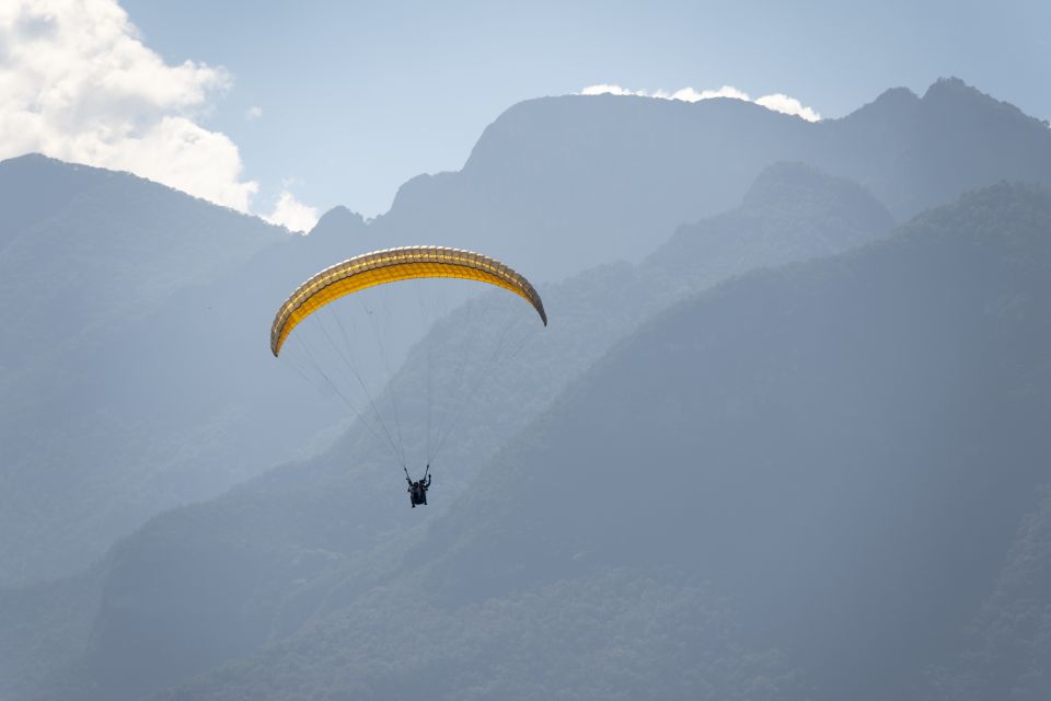 Santiago, Nl: Paragliding in the Sierra De Santiago