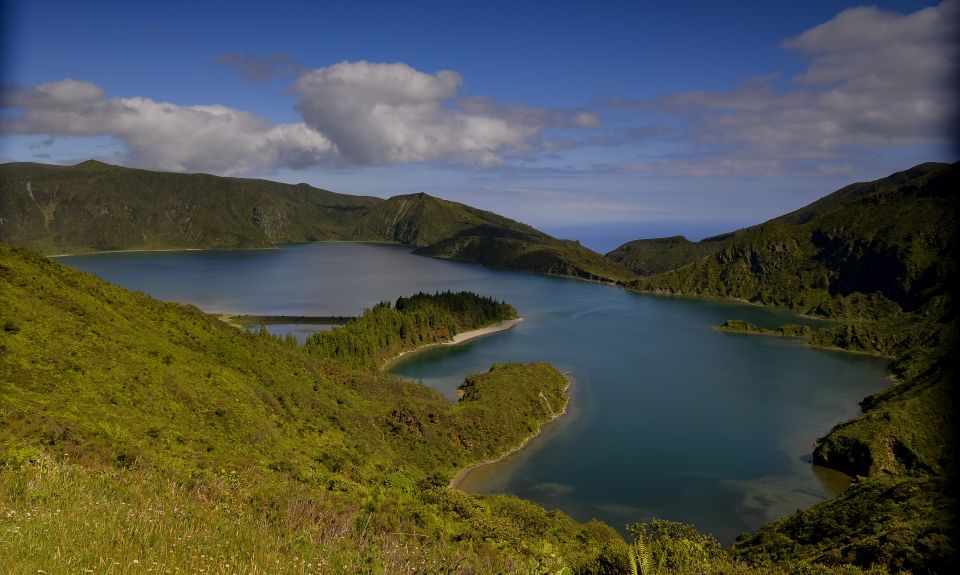 São Miguel: Island Highlights Private Tour by Boat and Van