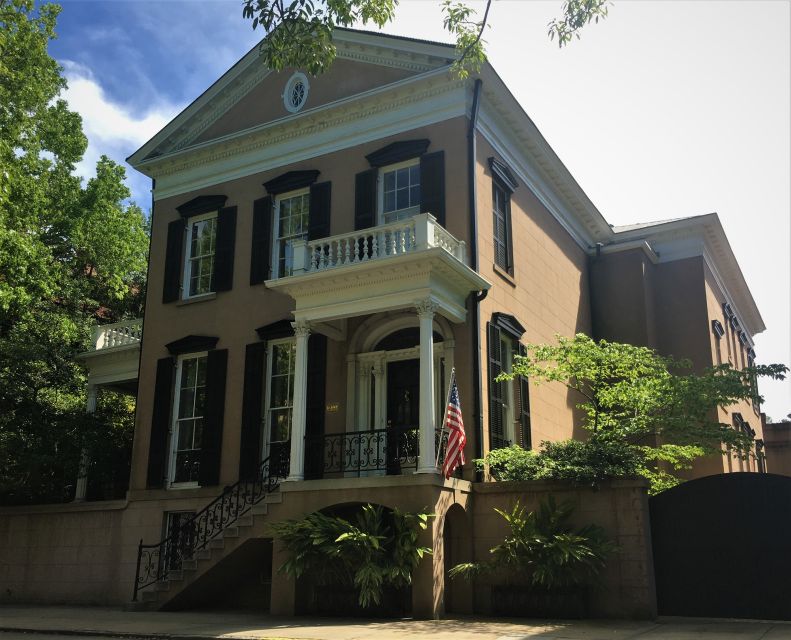 Savannah: Highlights Off the Beaten Path Guided Walking Tour