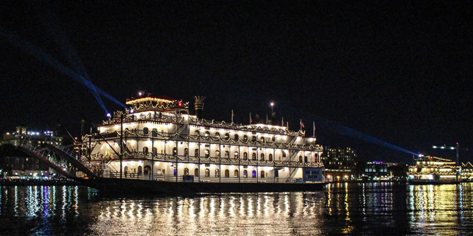 Savannah: Small Group Night Tour With River Cruise