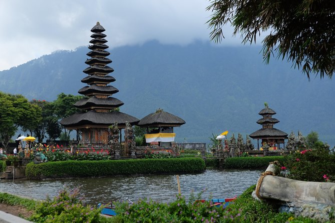 Sekumpul and Banyumala Waterfalls Hiking Tour (Private & All-Inclusive)