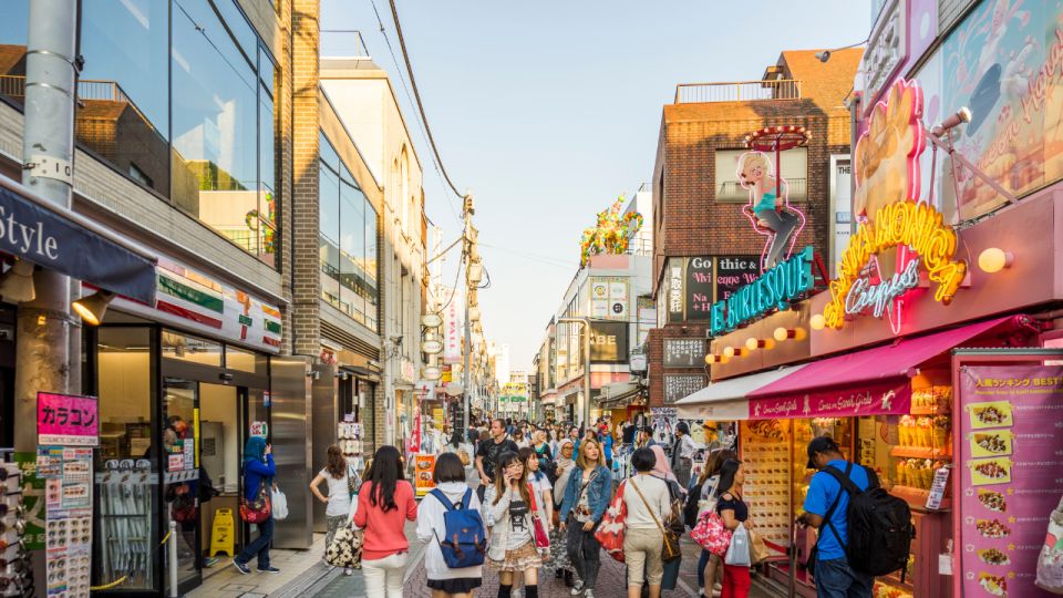 Shibuya & Harajuku Exploring Hidden Gems & Highlights Tour