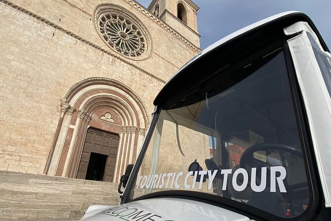 Sightseeing Tour of Laquila Aboard an Electric Shuttle