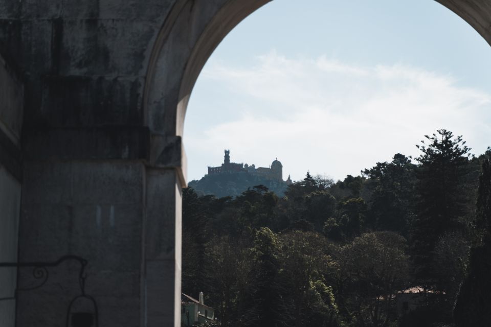 Sintra: Jeep Safari Tour With Visit to Pena Palace