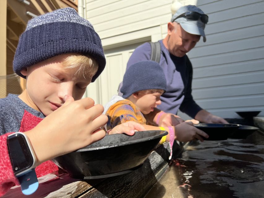 Skagway: Gold Panning Experience