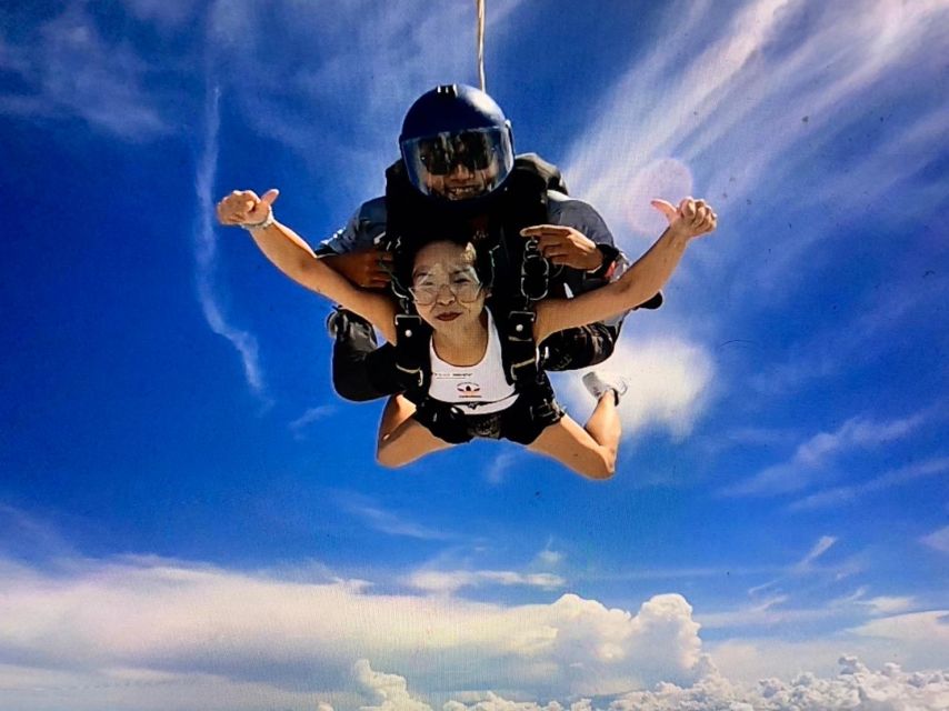 Skydive With Video