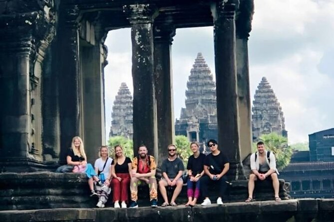 Sunrise Angkor Wat Half Day Join-In Tour (By Luxury Minivan)