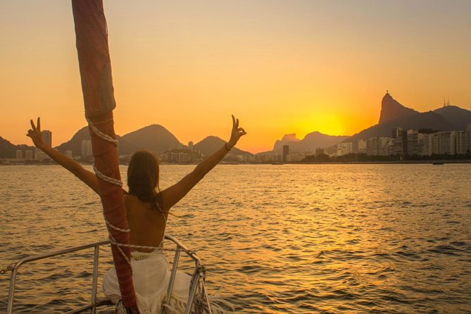 Sunset Sailing Tour in Rio De Janeiro