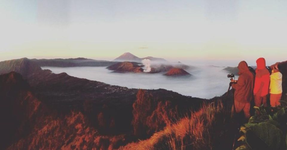 Surabaya: 4 Days Mt Bromo Ijen & Sukamade Turtle Drop Bali