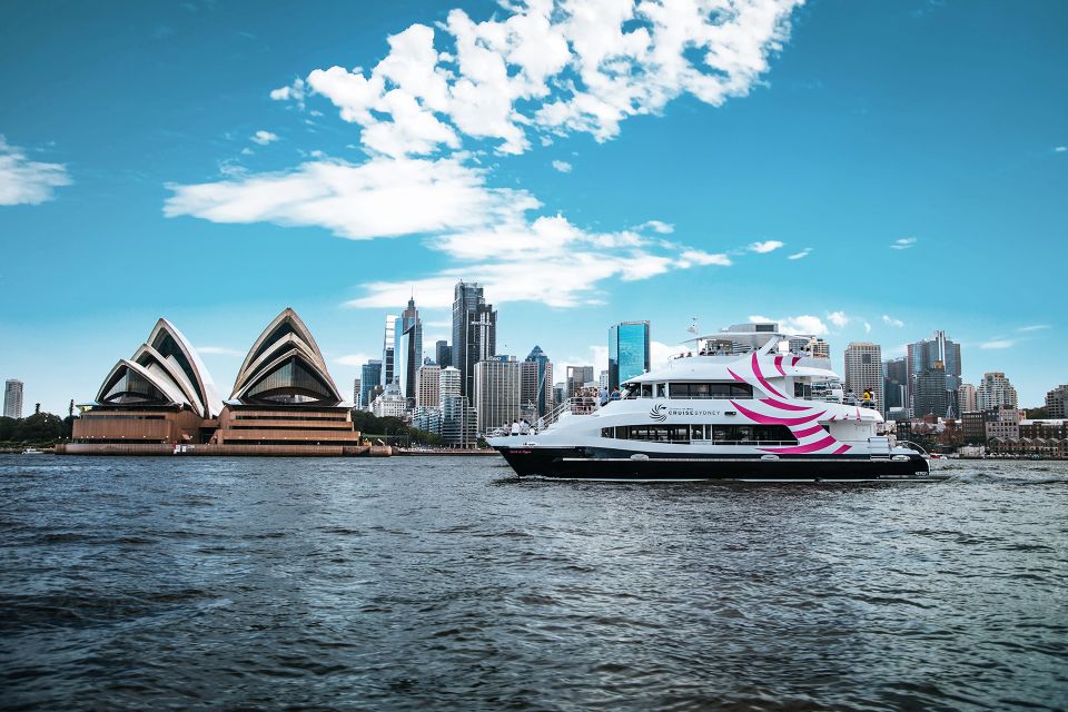 Sydney: Harbor Cruise With 2-Course Premium Lunch