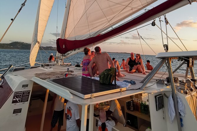 Tamarindo Snorkel and Sunset Cruise With Lunch