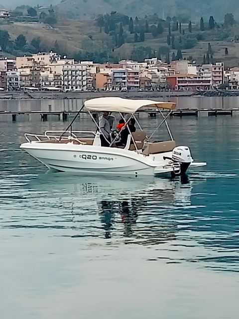 Taormina: Private Tour by Speedboat