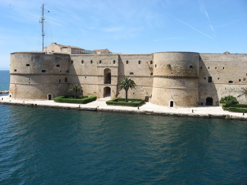 Taranto: 2 Seas Walking Tour