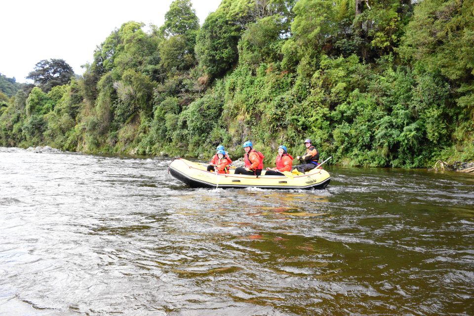 Te Awa Kairangi Grade 2 Scenic Rafting Tour