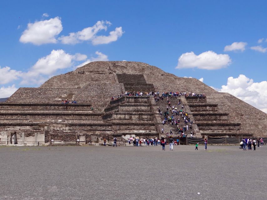 Teotihuacán, Plaza De Las Tres Culturas, and Acolman Tour