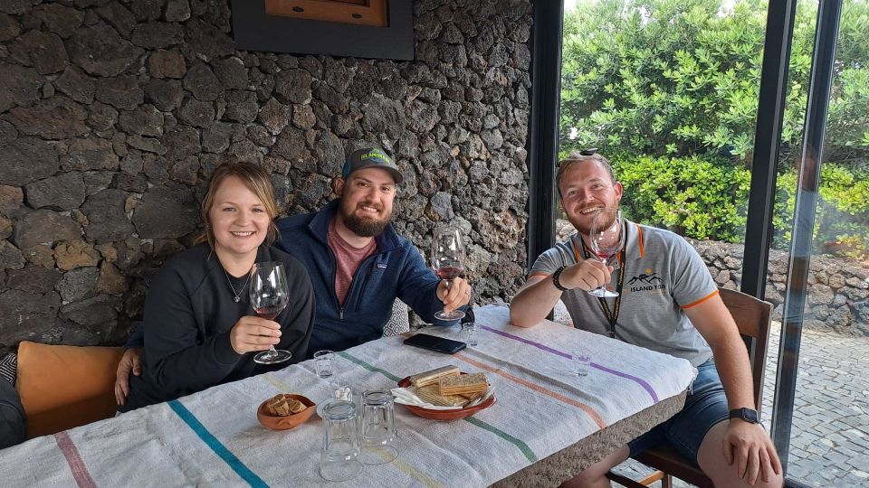 Terceira Island: 8-Hour Wine and Moonshine Tour