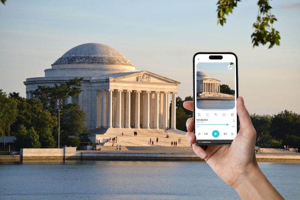 The National Mall: Walking In App Audio Tour (ENG)