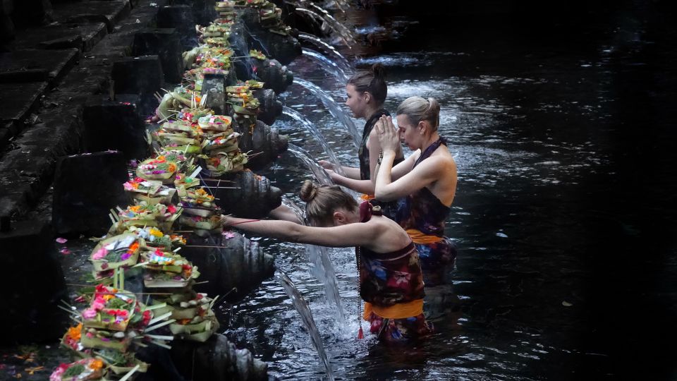 Tirta Empul: Temple Tour With Optional Spiritual Cleansing - Overview