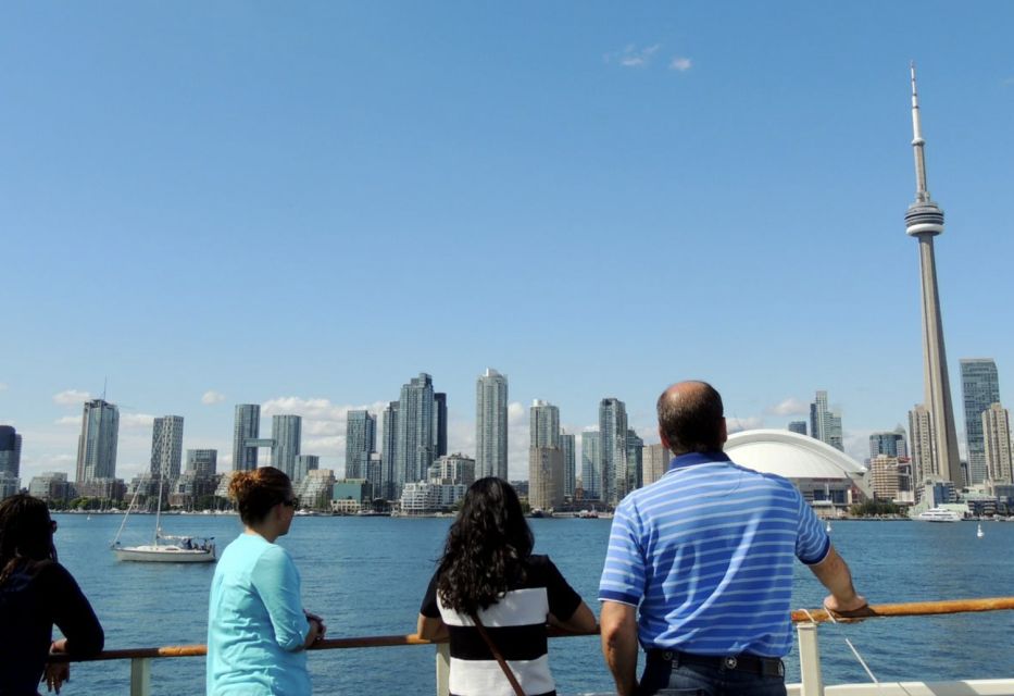 Toronto: City Views Harbor Cruise