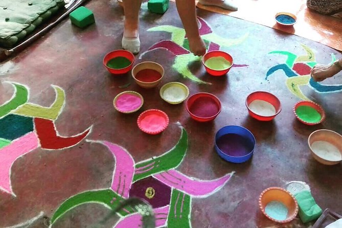 Traditional Kolam Class in Pondicherry