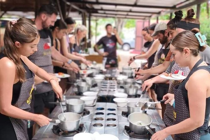 Traditional Thai Cooking Class With Smart Cook