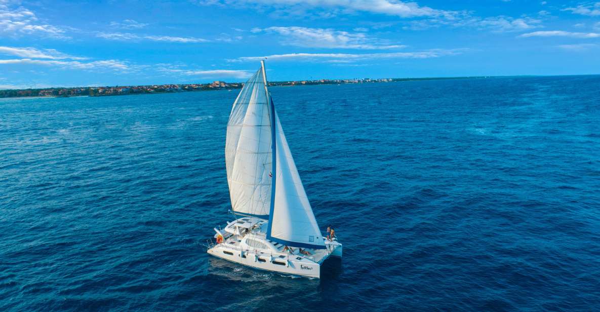 Tulum: Half-Day Luxury Sailing Experience With Open Bar