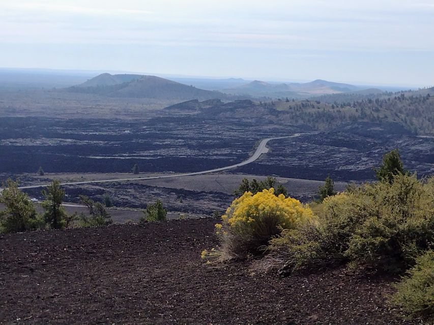 Twin Falls: Craters of the Moon Full-Day Tour With Lunch
