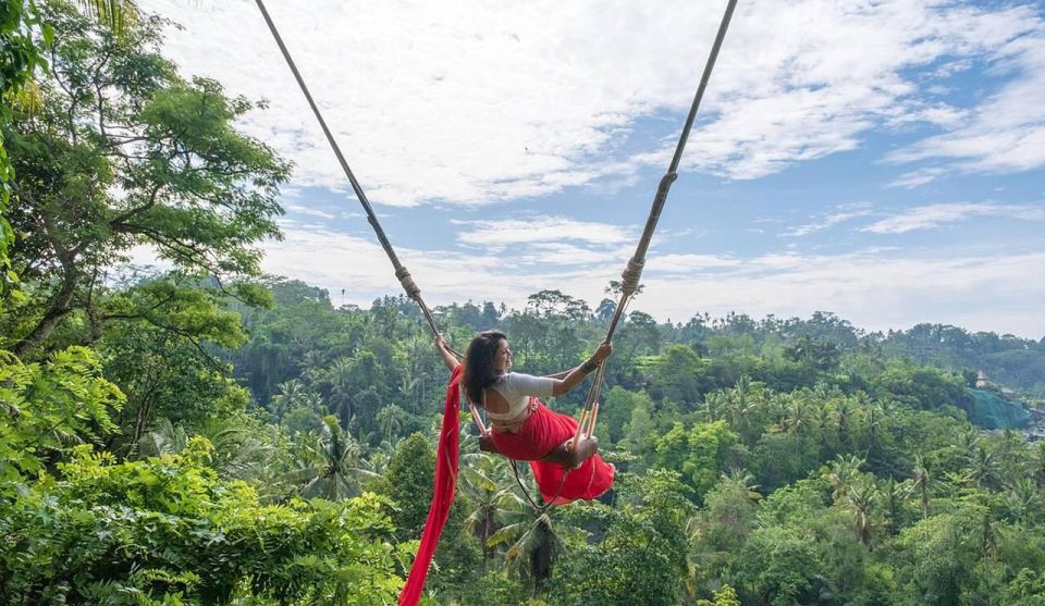 Ubud Eco-Adventure: Farm, Rice Terraces, River & Dance Show!