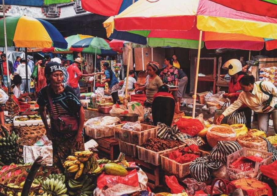 Ubud: Tjampuhan Ridge, Monkey Forest & Art Market Photo Tour