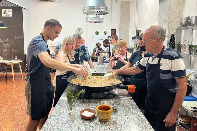 Valencian Paella Cooking Class, Tapas & Sangria - Evening - Class Details and Logistics