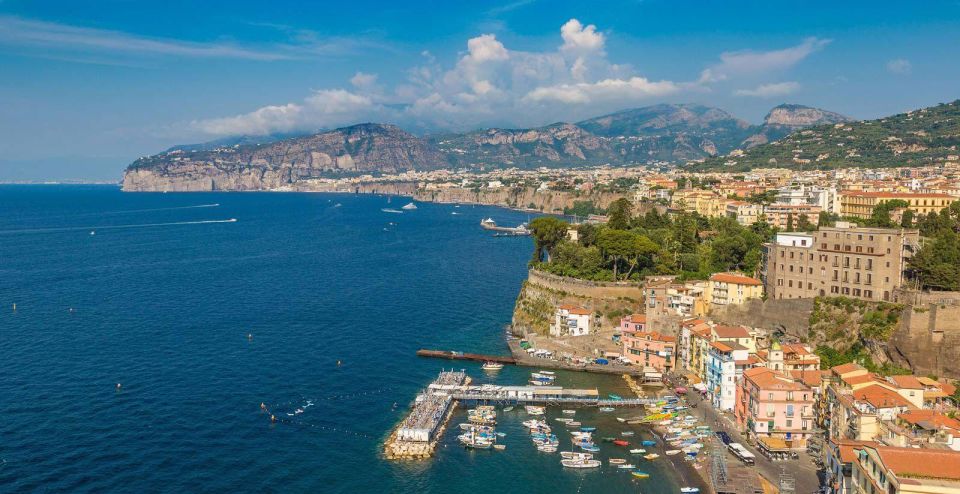 Van Transfer From Sorrento/Amalfi/Positano to Rome+ Stop