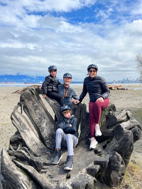 Vancouver Waterfront Guided Bike/E-Bike Tour