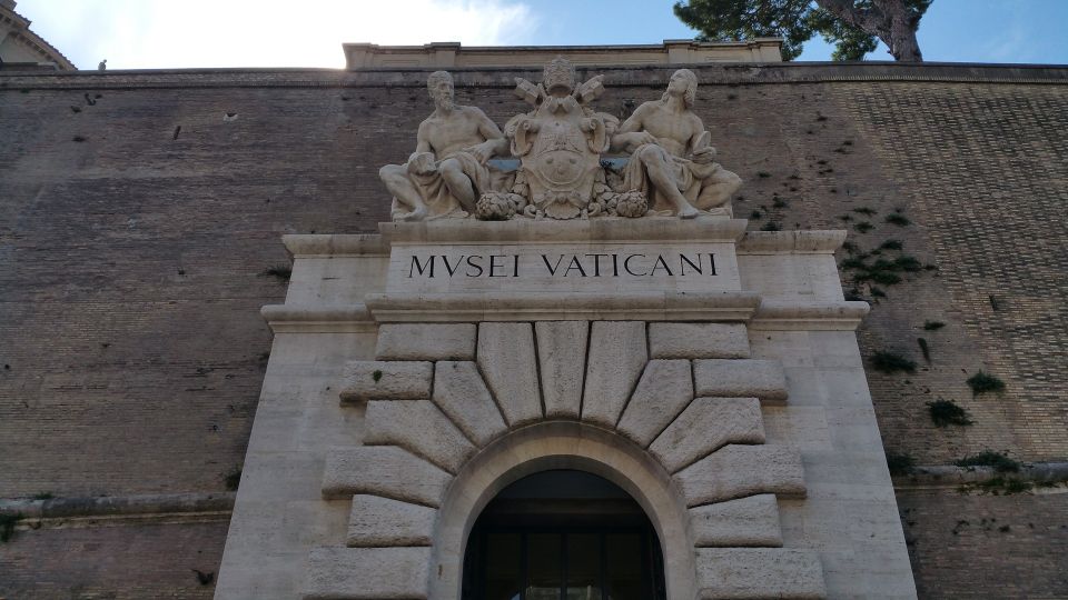 Vatican: Museums & Sistine Chapel Semi-Private Morning Tour