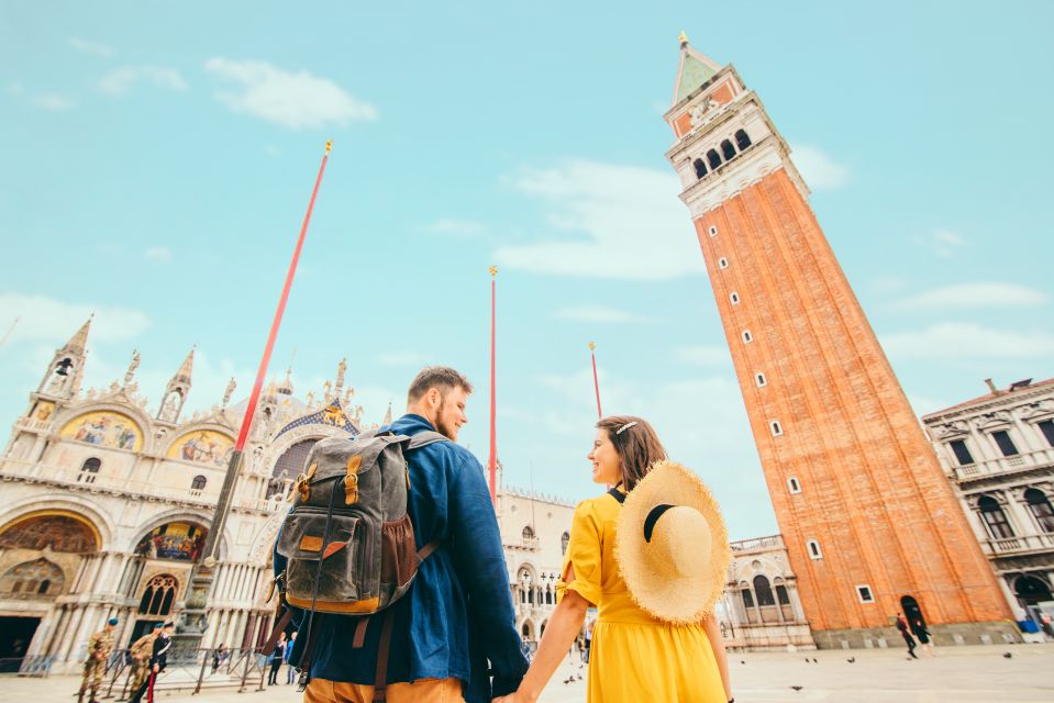 Venice: Basilica and Doges Palace Tour With Gondola Ride