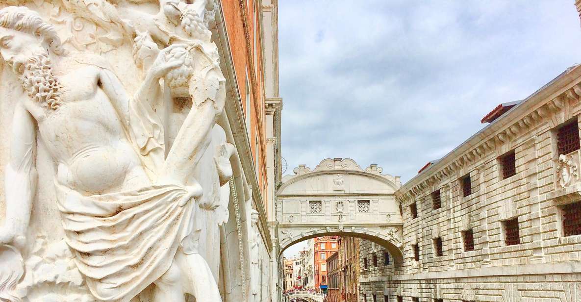 Venice: Historical Walking Tour and Doges Palace